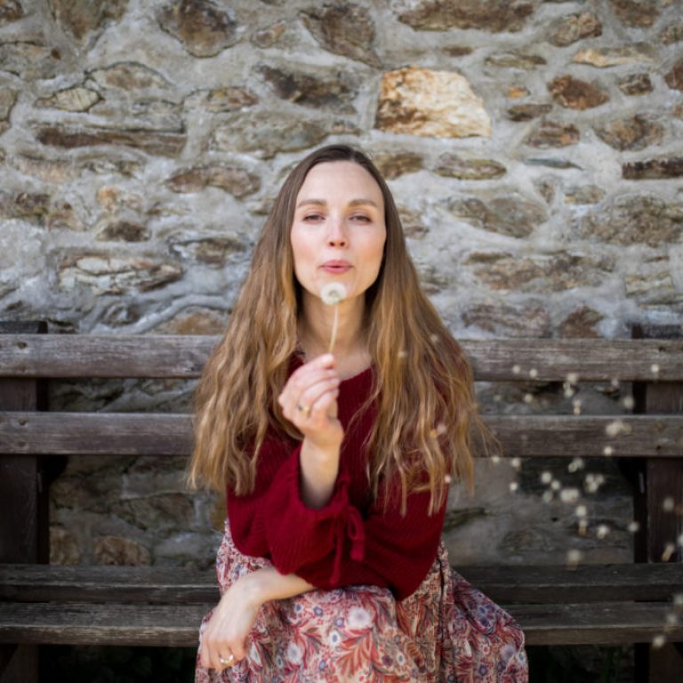 portrait-femme-lifestyle-reze-nantes-21-1024x683